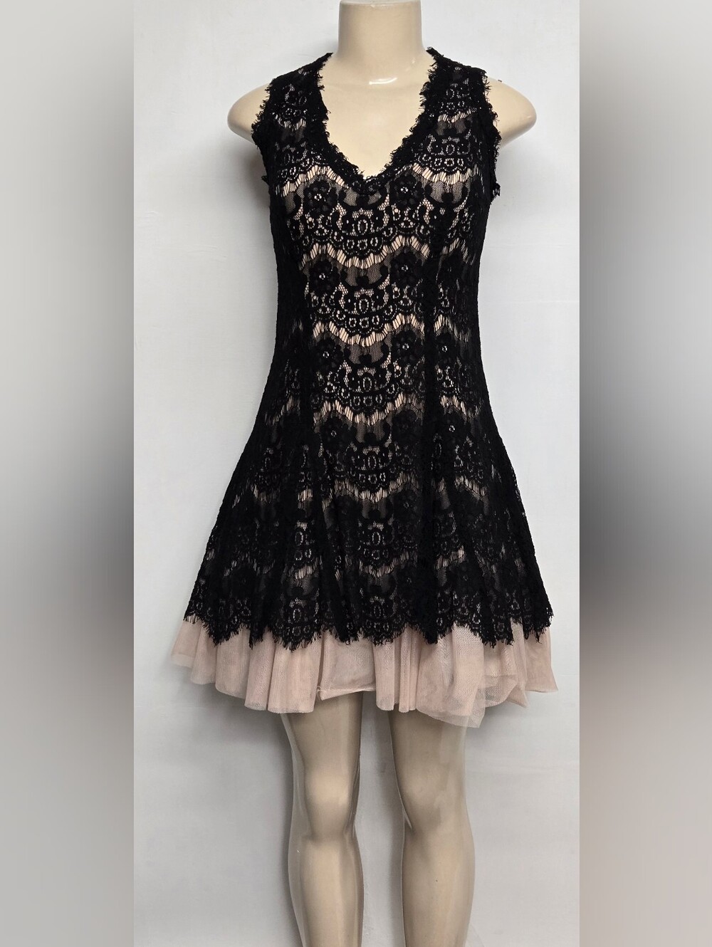 Aqua Dresses 8 Black & Nude Lace Padded Bra Tulle Ruffle Dance Cocktail Flare